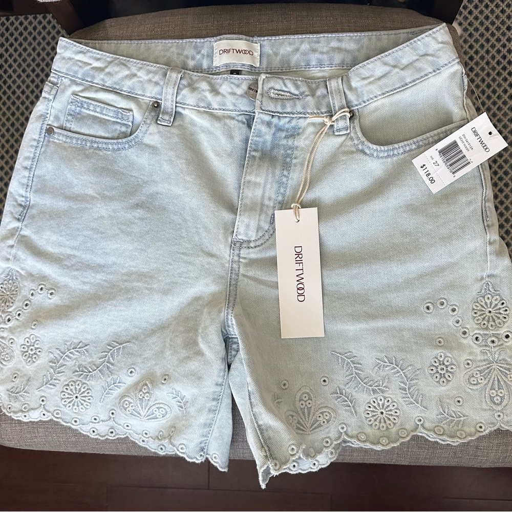 Driftwood Lulu Shorts size 27